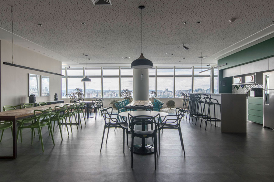 Escritório de empresa de energia – projeto Marília Veiga Interiores, foto 17