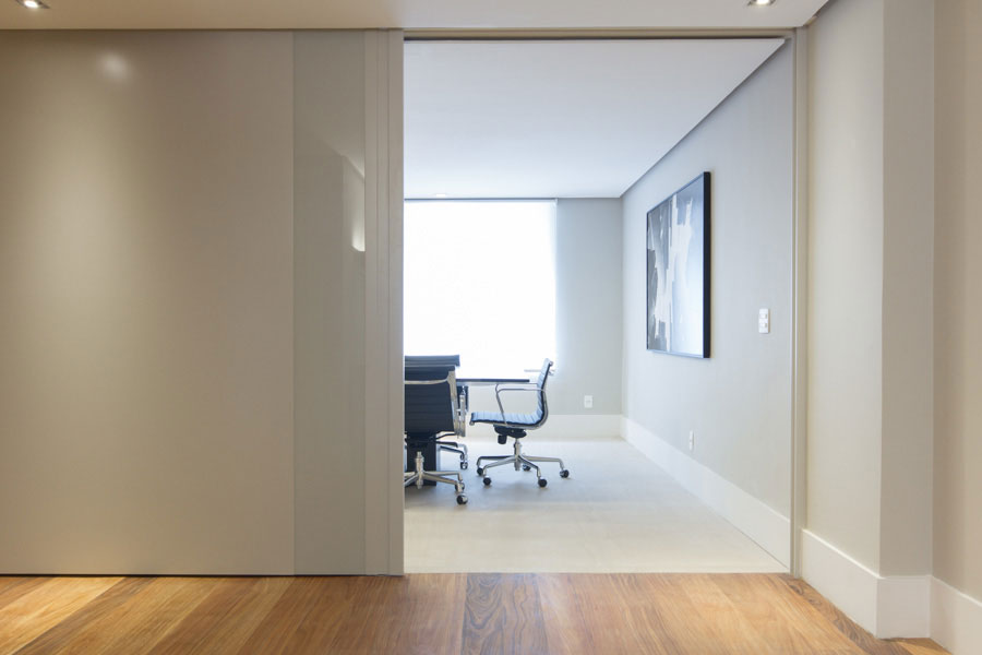 Escritório Bossa Nova Sotheby's, 500 m² – projeto Marília Veiga Interiores, foto 9