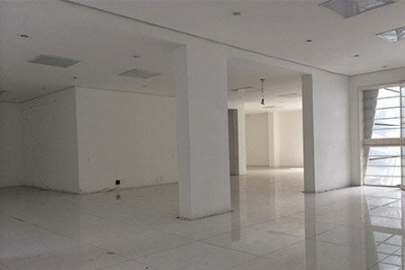 Escritório Bossa Nova Sotheby's, 500 m² – projeto Marília Veiga Interiores, foto 1