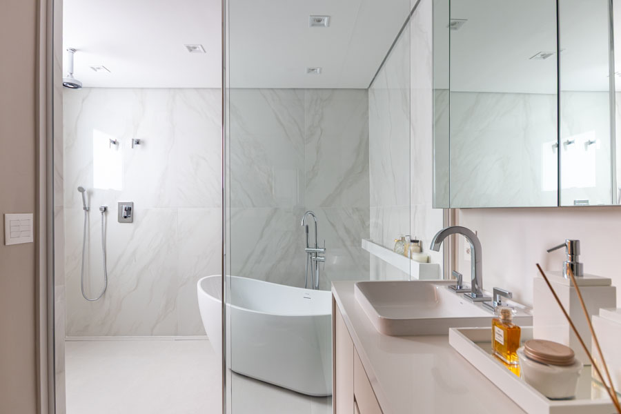 Banheiro do casal do projeto apartamento Anália franco Eunice Weaver feito por Marilia Veiga